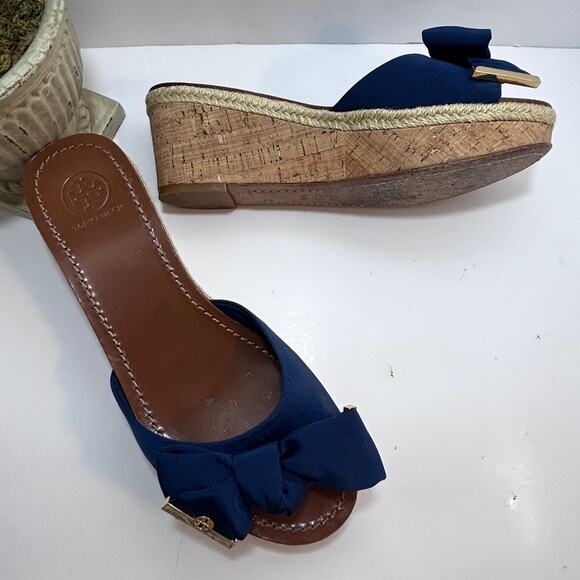Tory Burch Sandals Wedge Slides Navy Blue Logo Bow Ribbon Size 8.5 - Picture 14 of 14